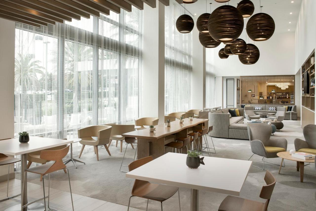 Element Orlando Universal Blvd. Williamsburg Exterior photo